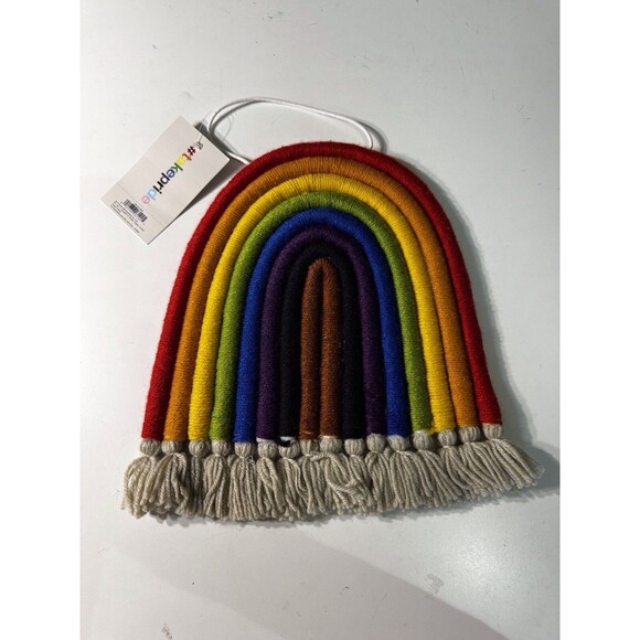 Macrame Rainbow - Picture 2 of 5